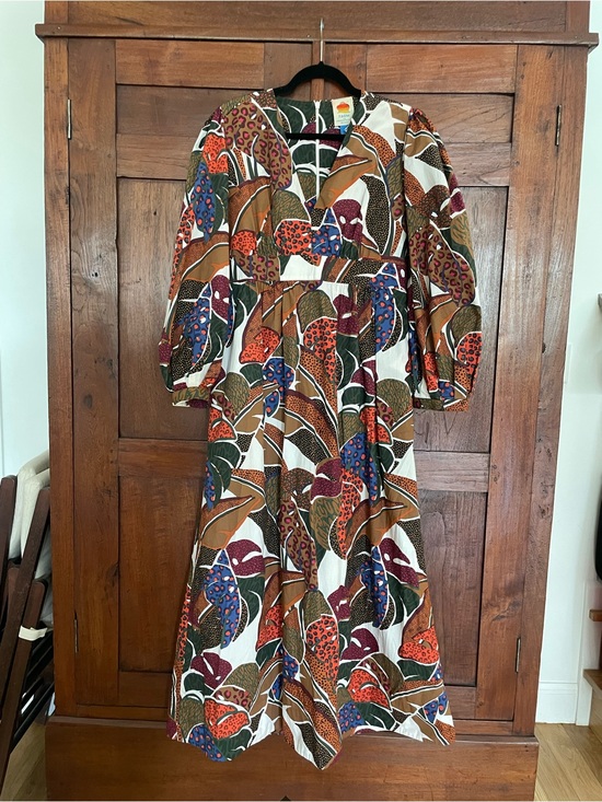 FARM Rio Dresses & Skirts - FARM Rio Multicolor Leaf-Print Maxi Dress in Cream, Brown, Green, Rust & Blue
